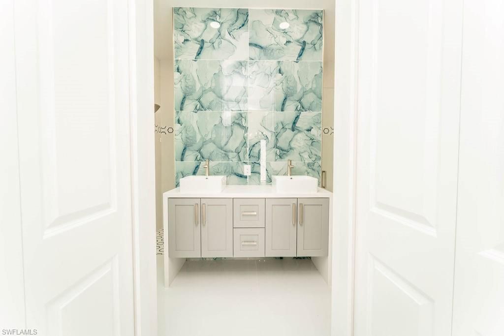 717 Calvin Ave , Lehigh Acres, FL 33972 Photo