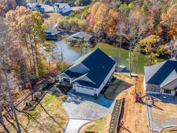 172 Lakewatch CIR , Moneta, VA 24121