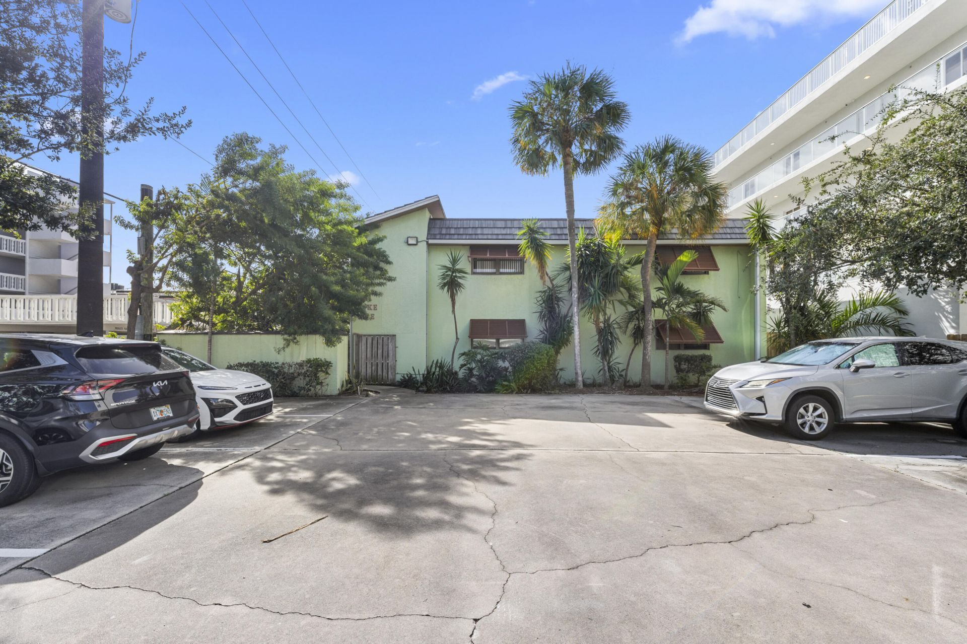 111 Lake Avenue, Unit 8, Lake Worth Beach, FL 33460 Photo