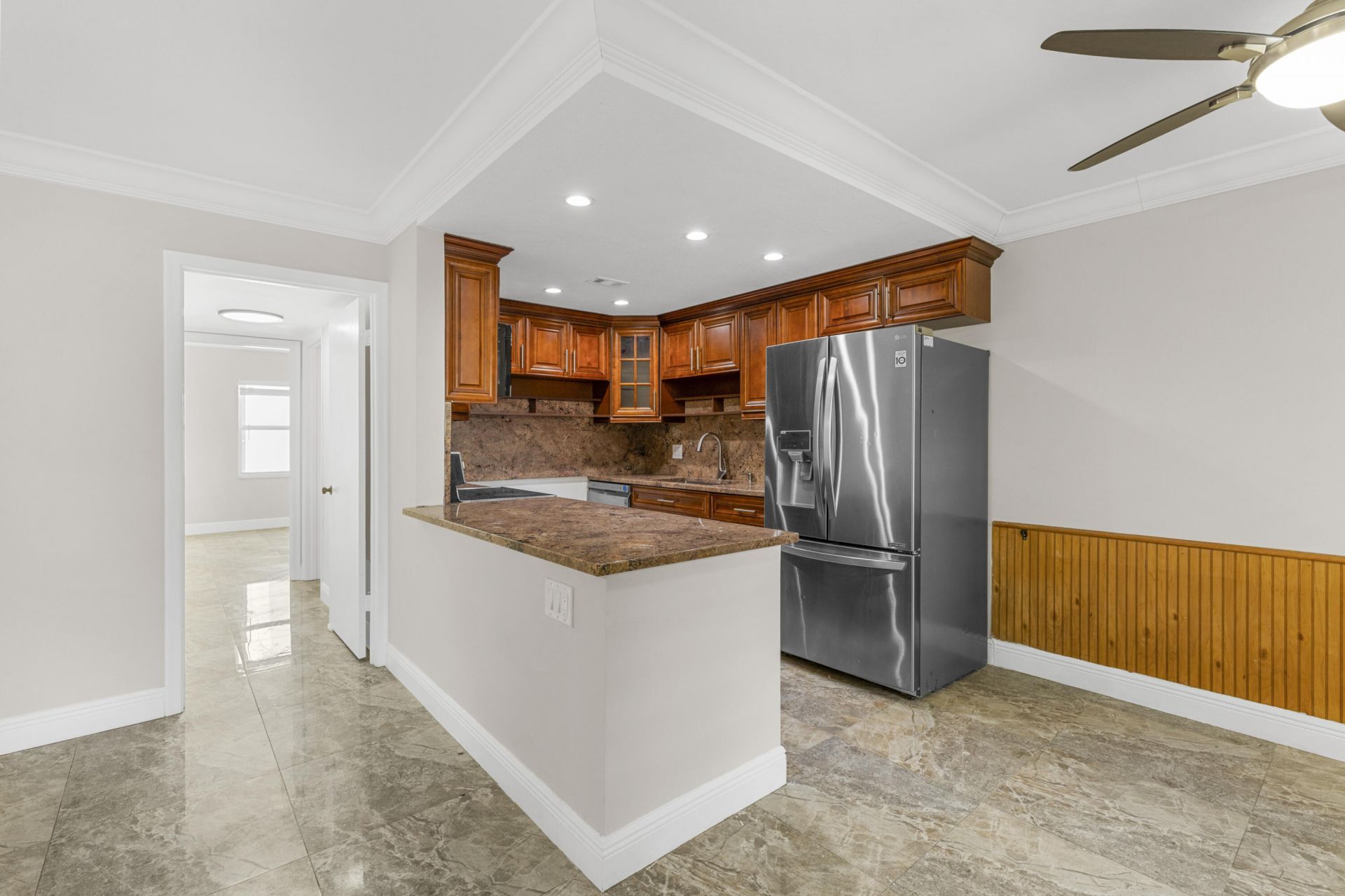 111 Lake Avenue, Unit 8, Lake Worth Beach, FL 33460 Photo