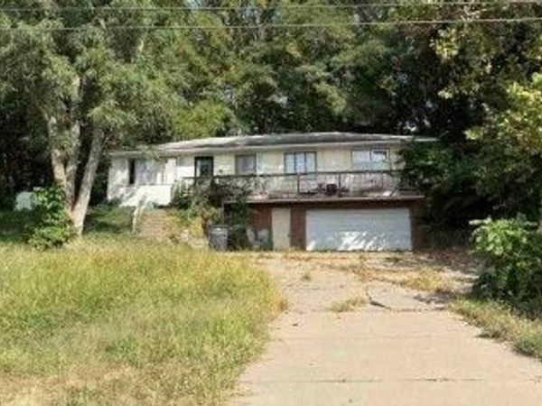 4449 46th Avenue, Rock Island, IL 61201