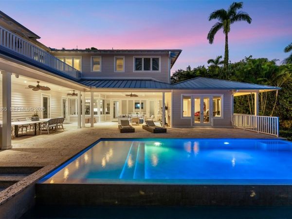 2500 Regatta Ave, Miami Beach, FL 33140