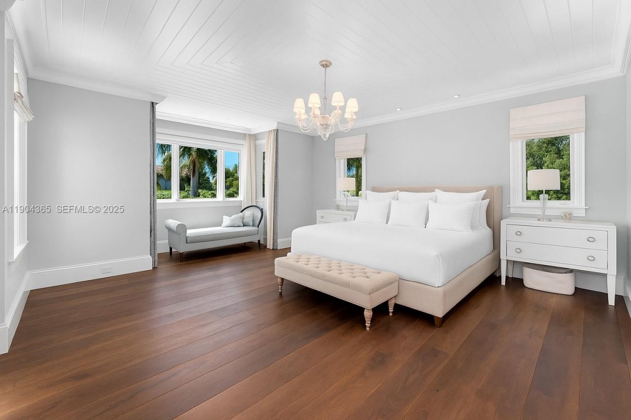 2500 Regatta Ave, Miami Beach, FL 33140 Photo