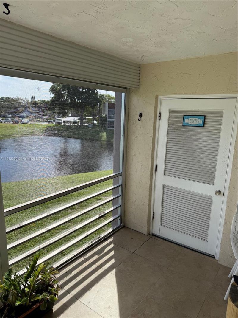 2828 Casita Way, Unit 205, Delray Beach, FL 33445 Photo