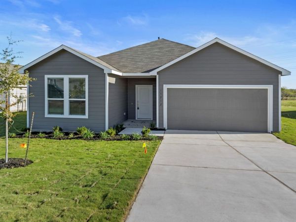 13212 Eastland DR, Mustang Ridge, TX 78610