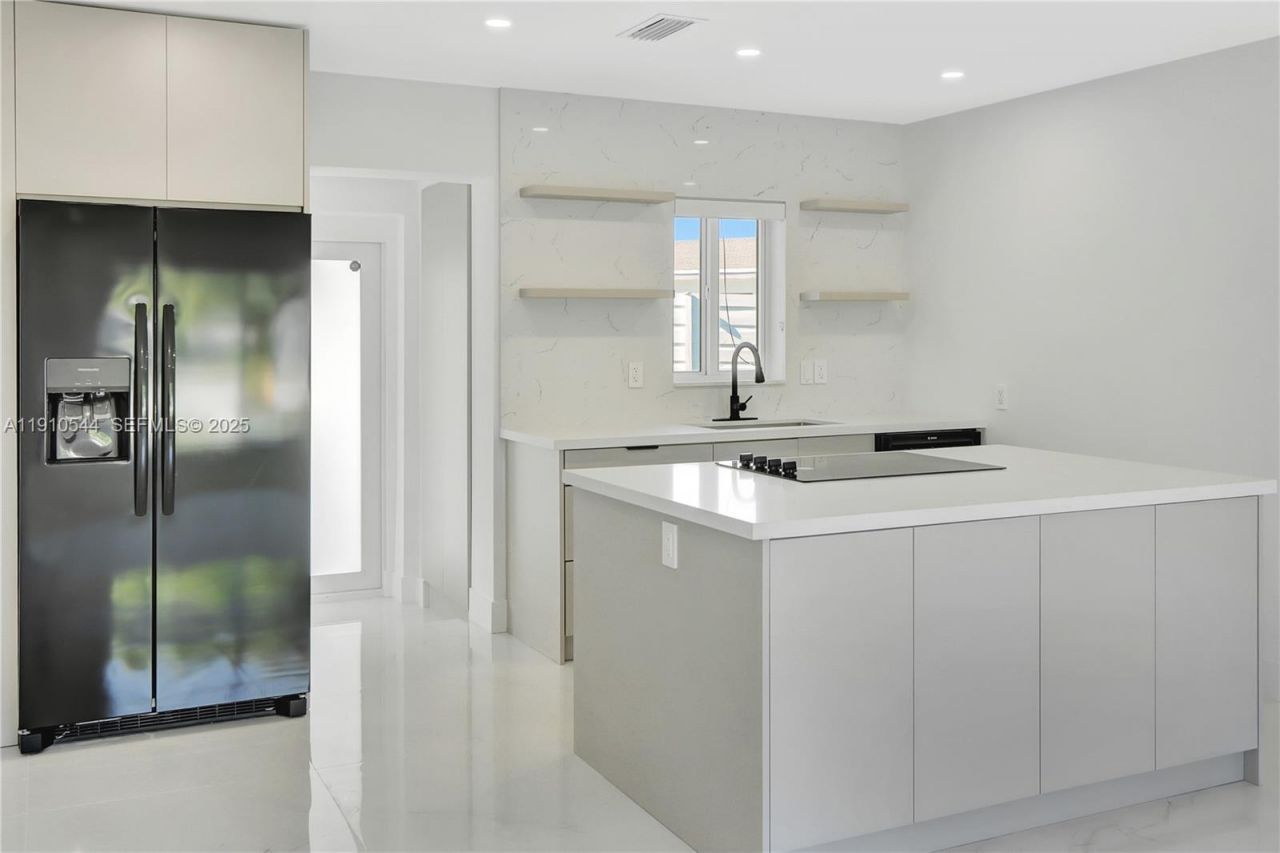 9851 Jamaica Dr, Cutler Bay, FL 33189 Photo