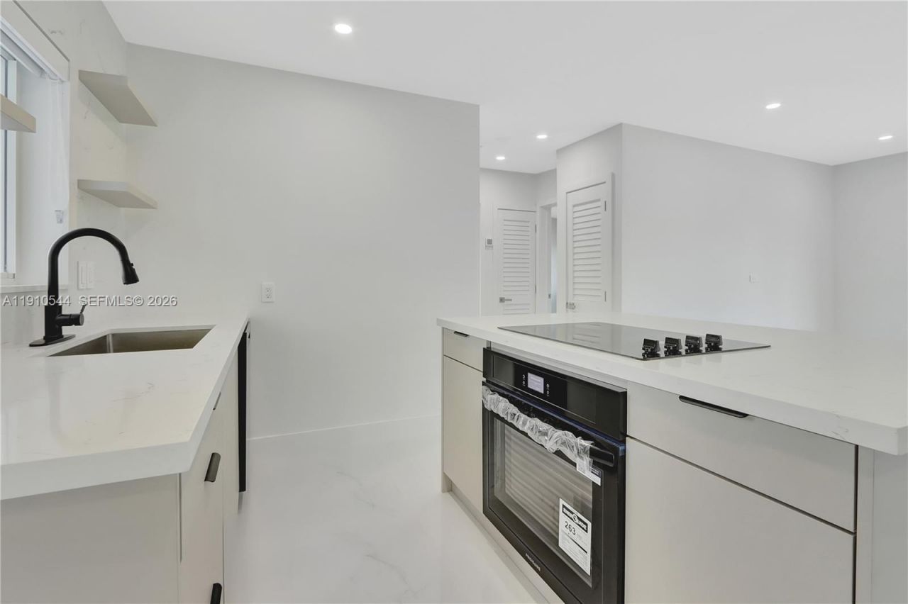 9851 Jamaica Dr, Cutler Bay, FL 33189 Photo