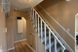 209 Stonebrook Dr. photo 4