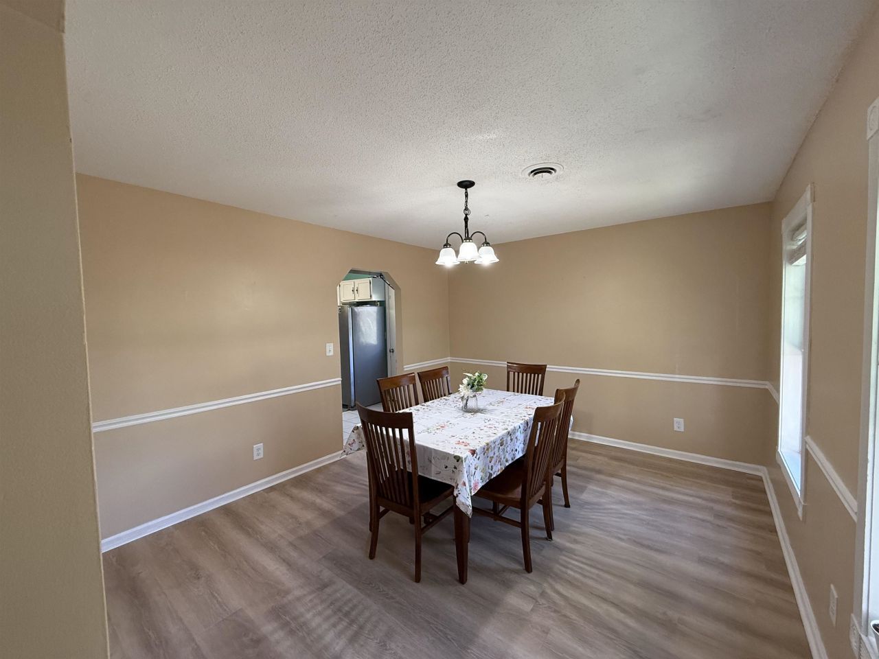 209 Stonebrook Dr. Photo 7