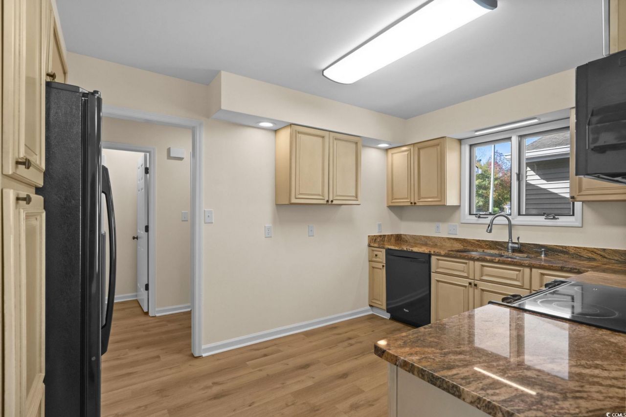 102 St. Andrews Ln. Photo 18