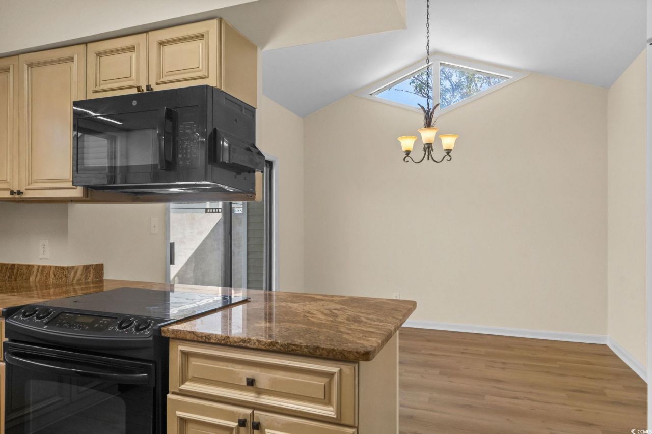 102 St. Andrews Ln. Photo 23