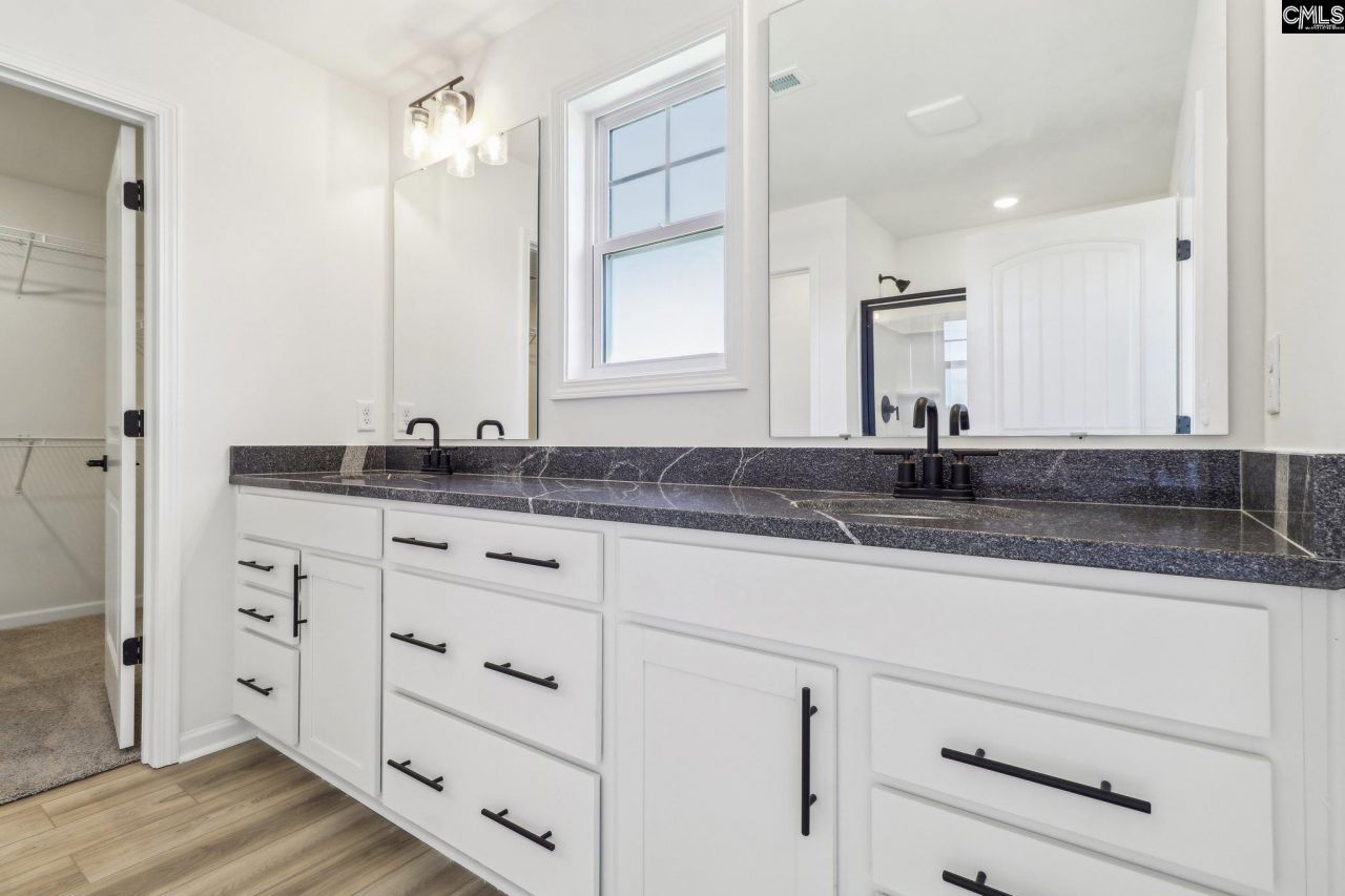 247 Four Oaks (36) Drive Photo 24