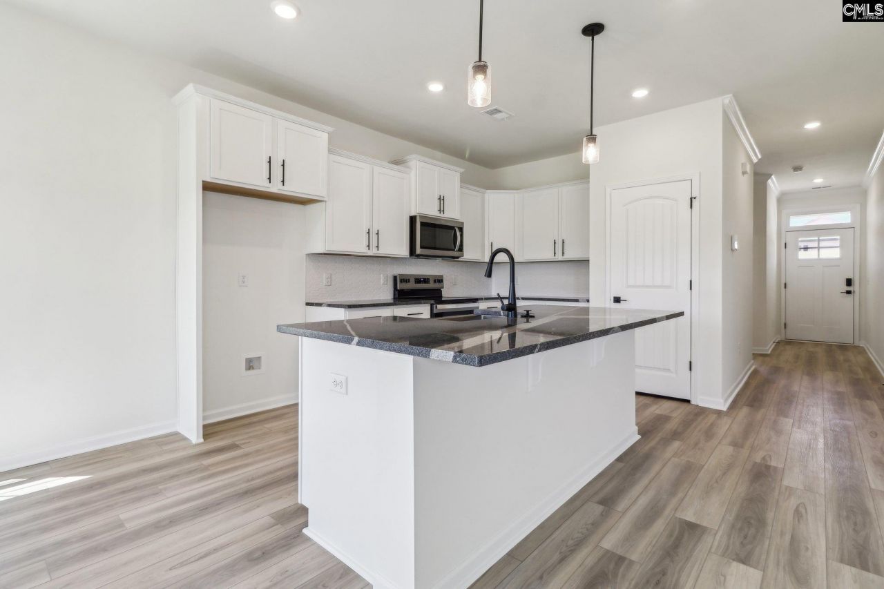 247 Four Oaks (36) Drive Photo 6