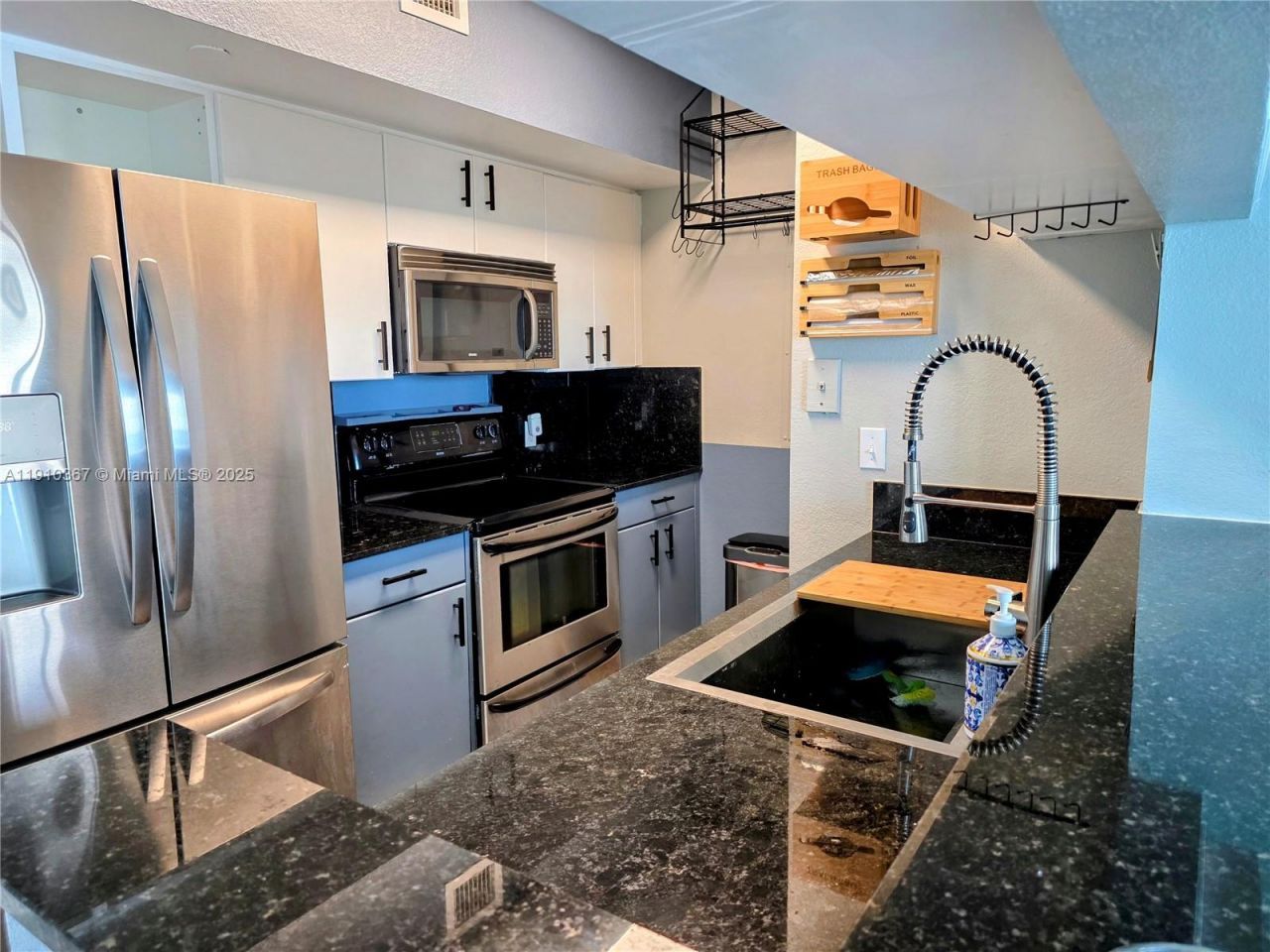 1625 Kennedy Cswy, Unit 1103B, North Bay Village, FL 33141 Photo