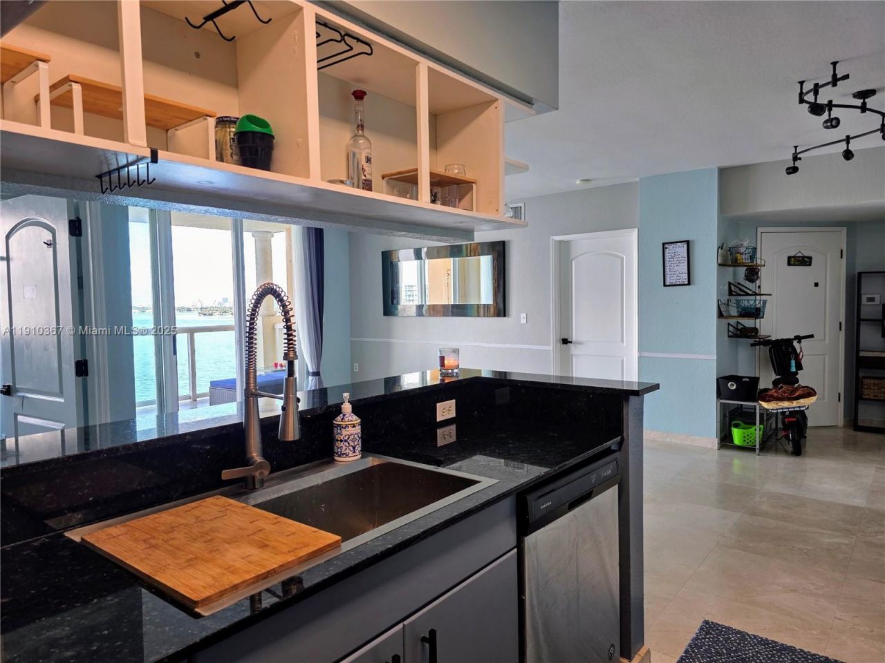 1625 Kennedy Cswy, Unit 1103B, North Bay Village, FL 33141 Photo