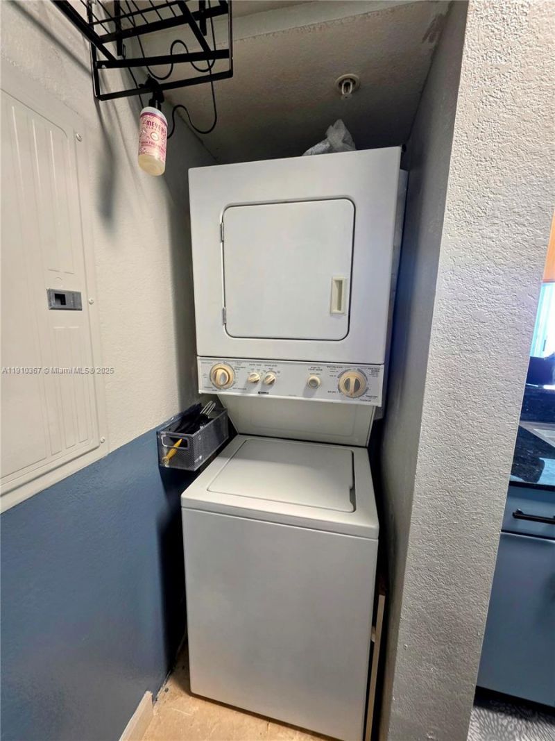 1625 Kennedy Cswy, Unit 1103B, North Bay Village, FL 33141 Photo