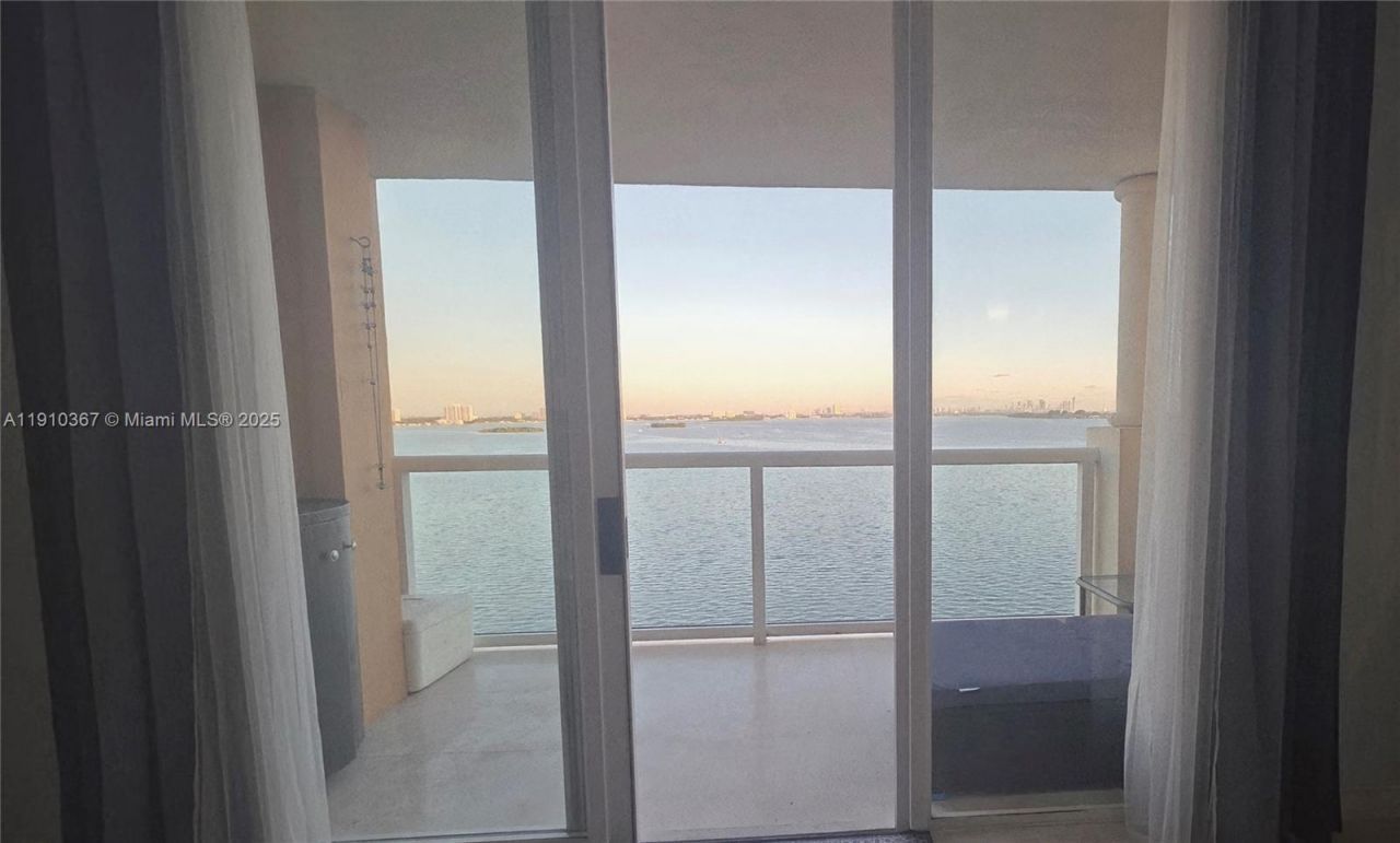 1625 Kennedy Cswy, Unit 1103B, North Bay Village, FL 33141 Photo