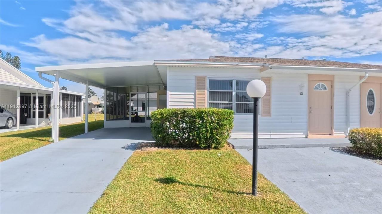 10 Dawn Flower, Lehigh Acres, FL 33936 Photo