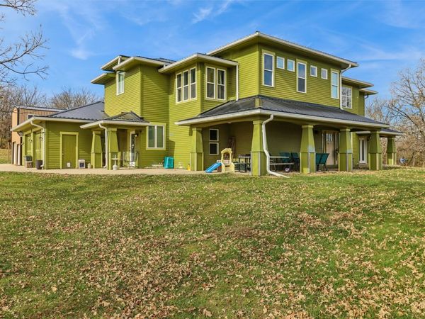 21276 190th Avenue, Lacona, IA 50139