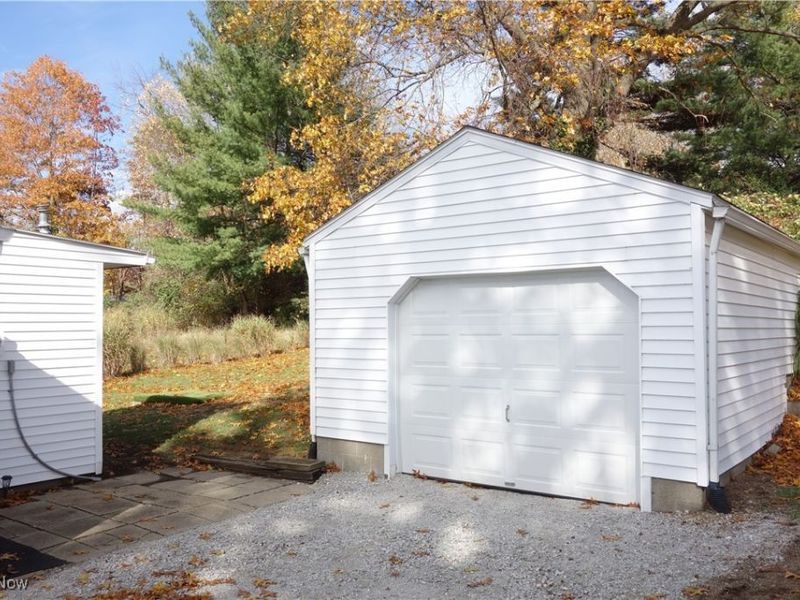 449 W Long Lake Boulevard, Portage Lakes, OH 44319 Photo 6