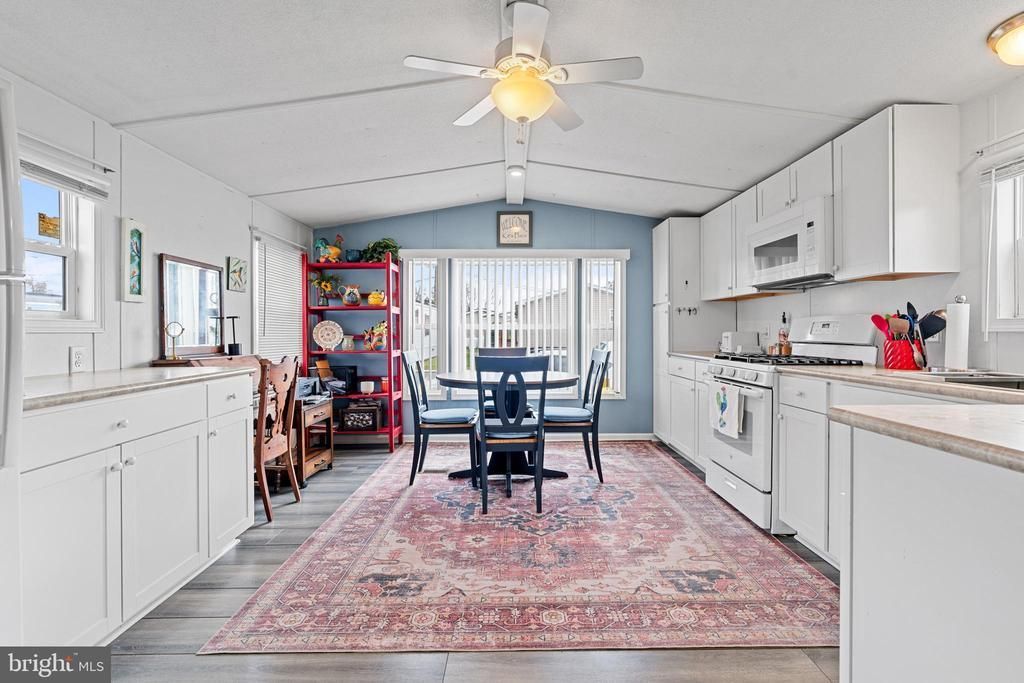 525 Canter Road, Wilmington, DE 19810 Main Photo