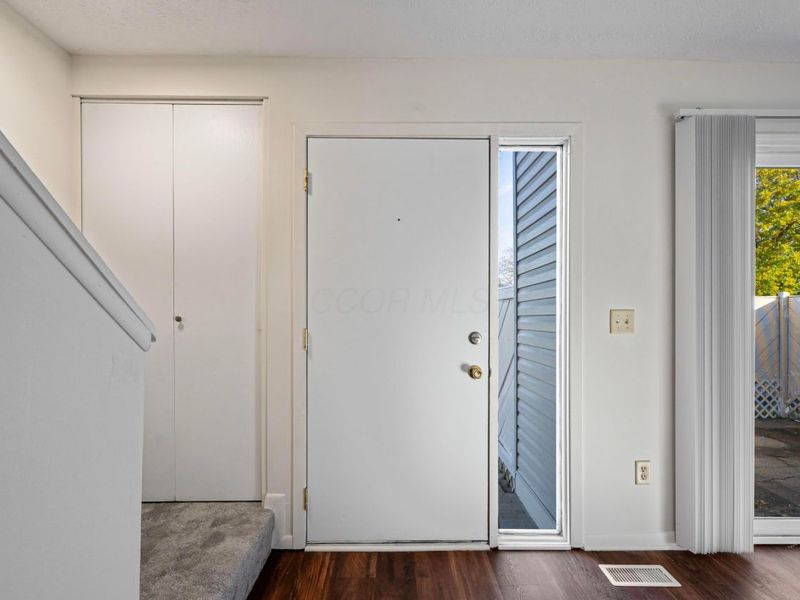 5268 Captains Court, Columbus, OH 43220 Photo 14