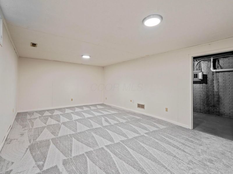 5268 Captains Court, Columbus, OH 43220 Photo 15