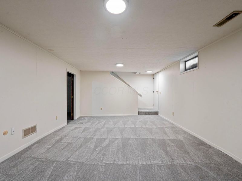 5268 Captains Court, Columbus, OH 43220 Photo 16