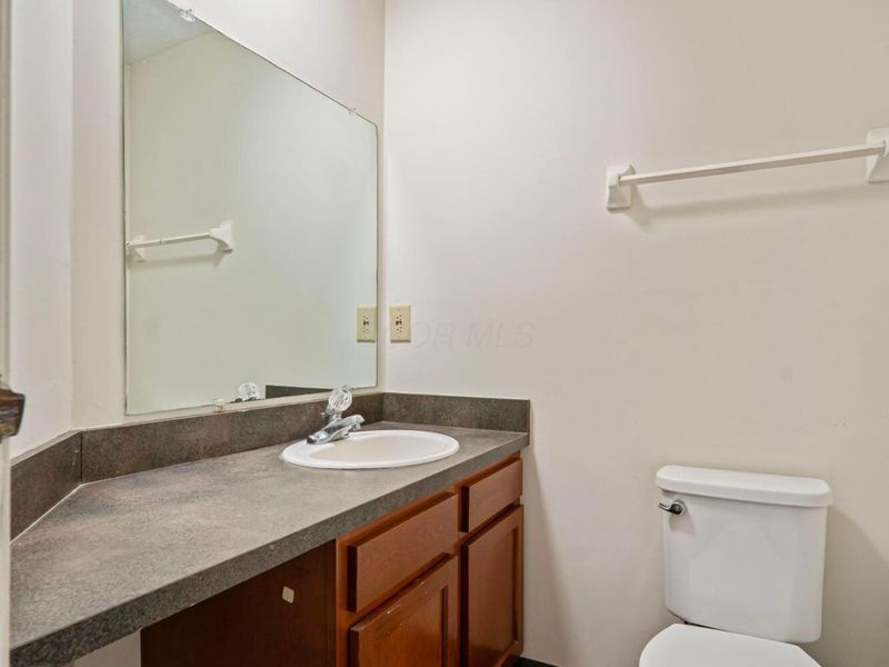 5268 Captains Court, Columbus, OH 43220 Photo 18