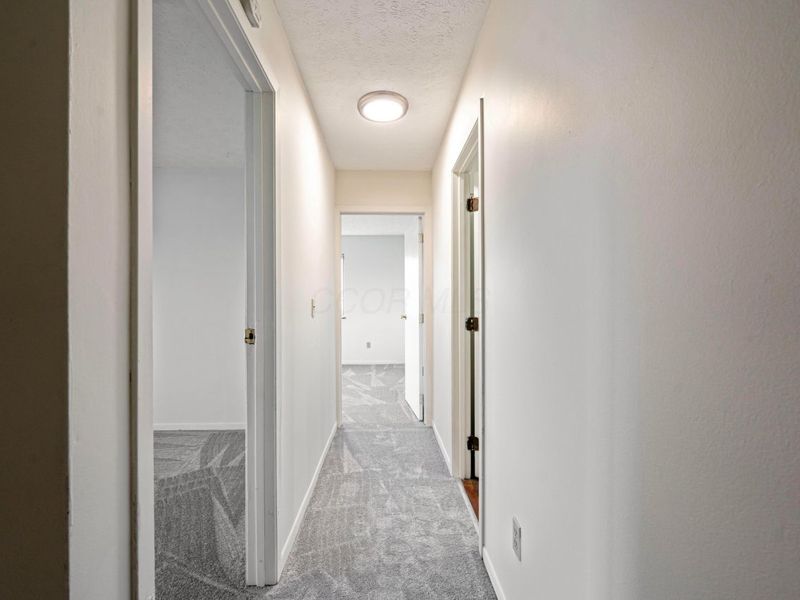 5268 Captains Court, Columbus, OH 43220 Photo 31