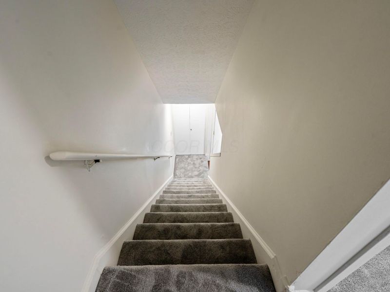 5268 Captains Court, Columbus, OH 43220 Photo 33