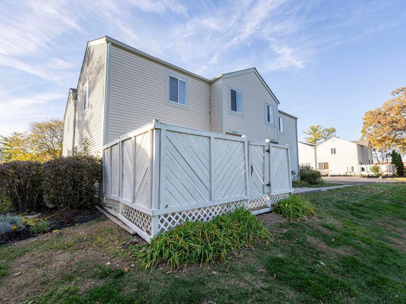 5268 Captains Court, Columbus, OH 43220 Photo 5