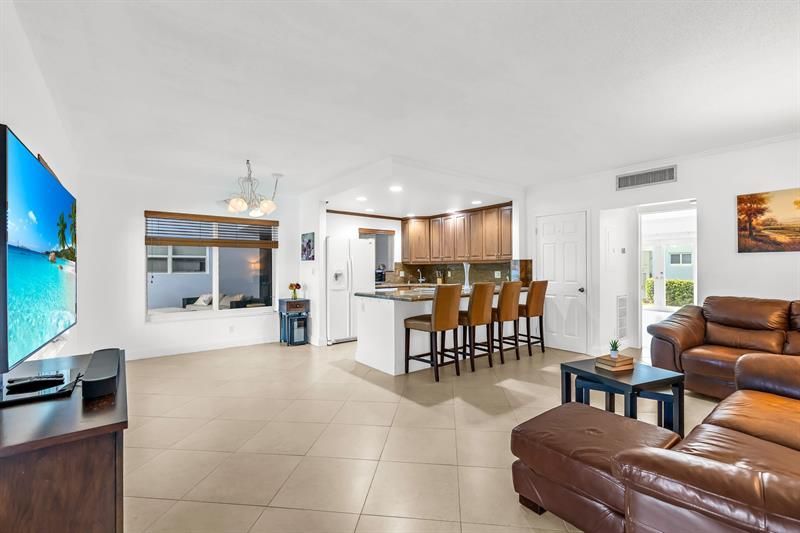 2835 NE 28th Avenue, Unit 3, Lighthouse Point, FL 33064 Photo