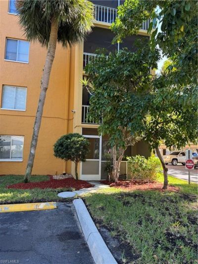 2366 E Mall Dr, Unit 109, Fort Myers, FL 33901 Photo