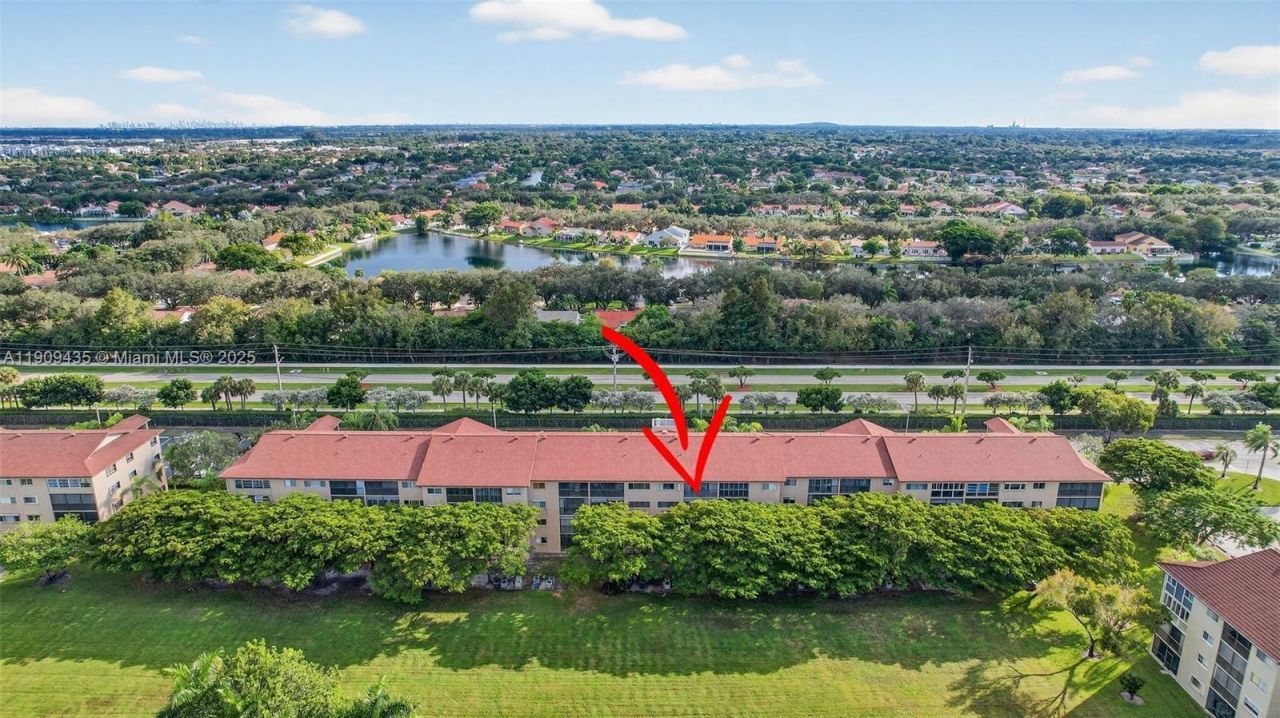 13105 SW 16th Ct, Unit 407L, Pembroke Pines, FL 33027 Photo