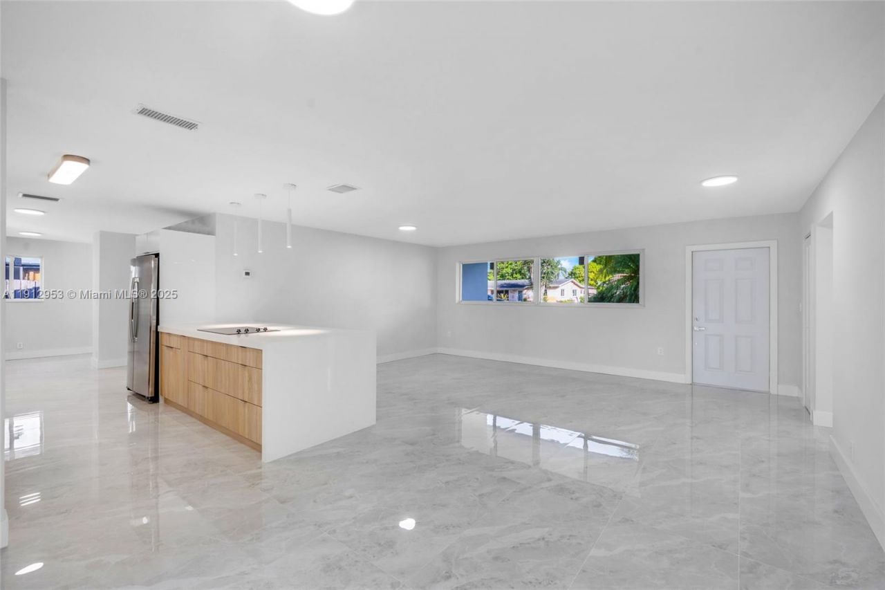 4500 Monroe St, Hollywood, FL 33021 Photo