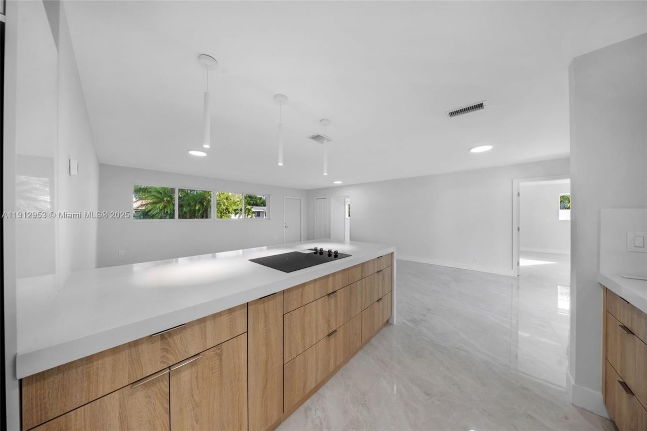 4500 Monroe St, Hollywood, FL 33021 Photo