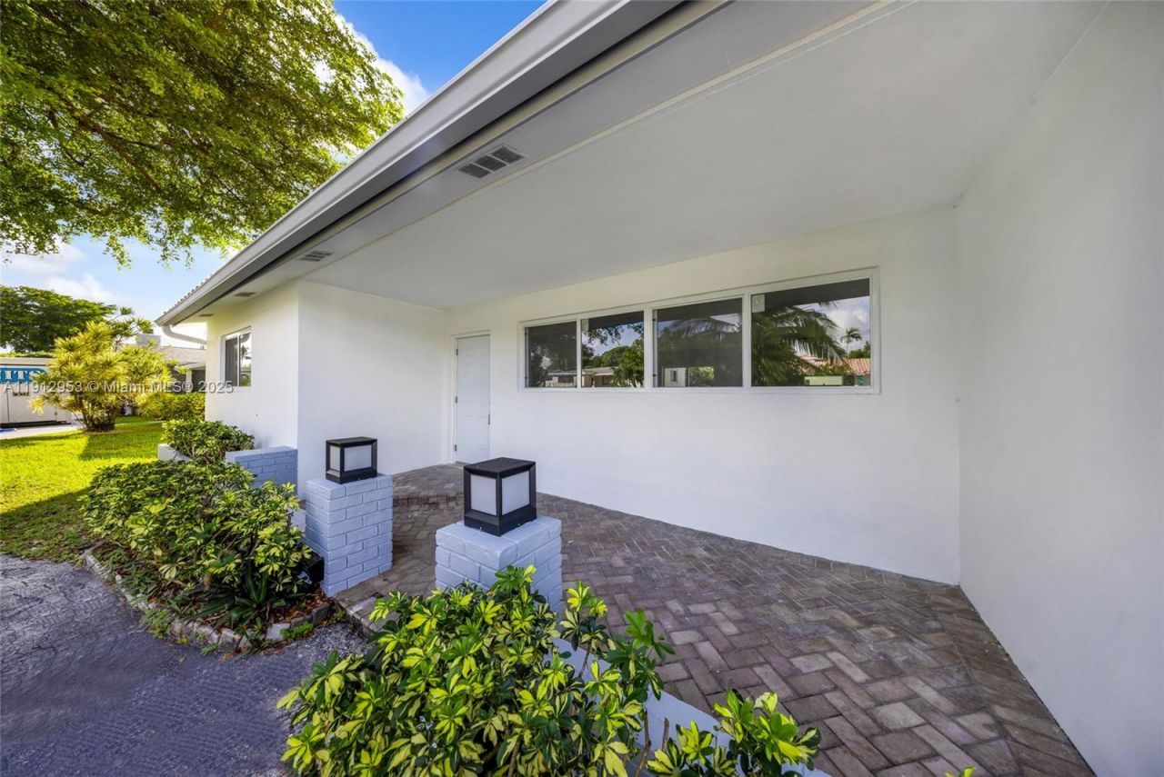 4500 Monroe St, Hollywood, FL 33021 Photo