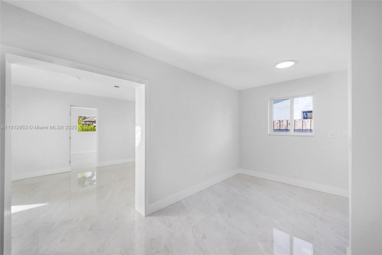 4500 Monroe St, Hollywood, FL 33021 Photo