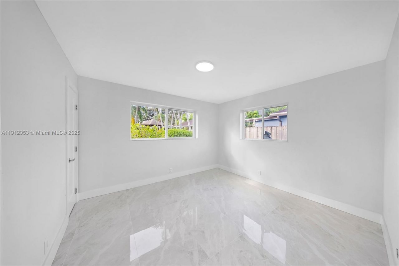 4500 Monroe St, Hollywood, FL 33021 Photo