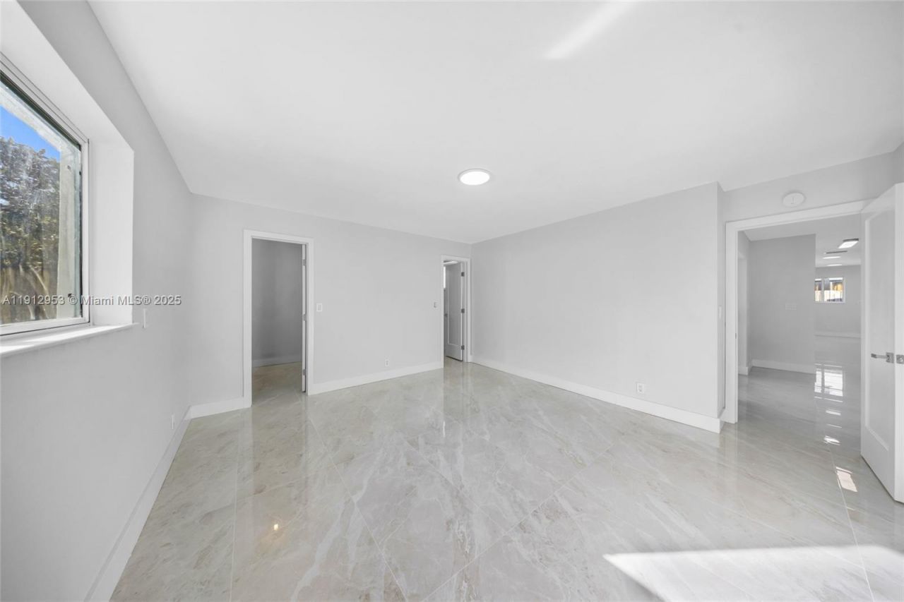 4500 Monroe St, Hollywood, FL 33021 Photo