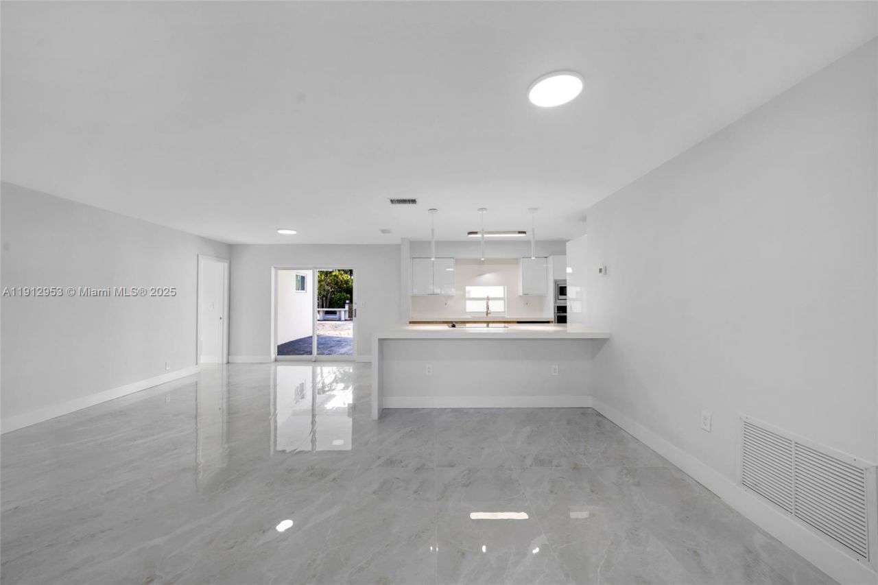 4500 Monroe St, Hollywood, FL 33021 Photo