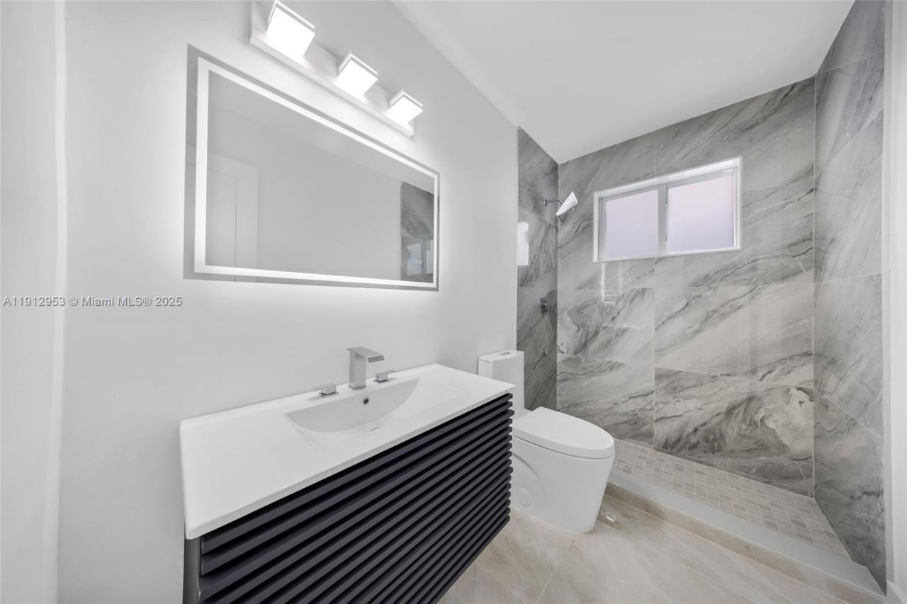 4500 Monroe St, Hollywood, FL 33021 Photo