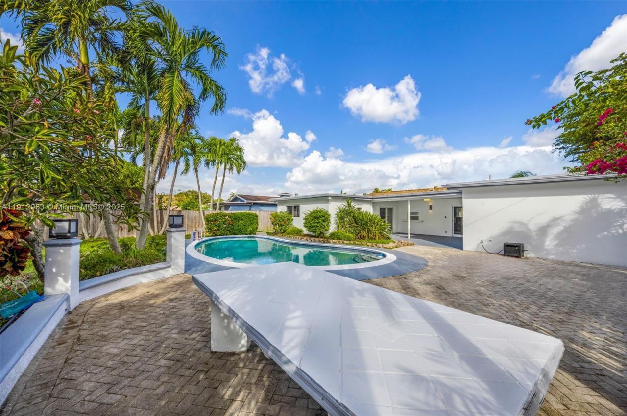 4500 Monroe St, Hollywood, FL 33021 Photo