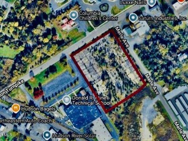 2 Merle Avenue, Hudson, NY 12534