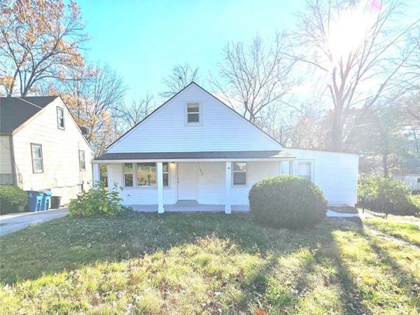 1372 Heydt Avenue, St Louis, MO 63135