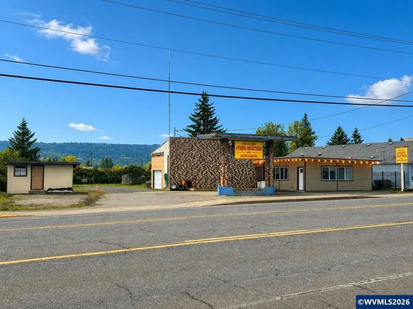 2308 Main St, Sweet Home, OR 97386