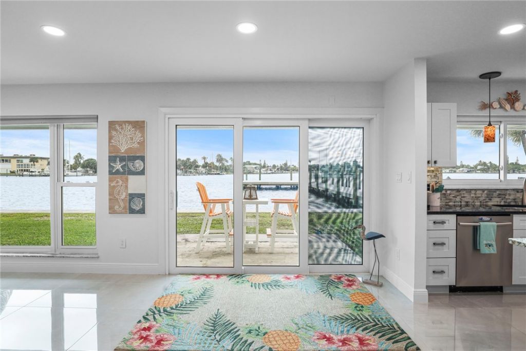 1564 Thumb Point Drive, Fort Pierce, FL 34949 Photo