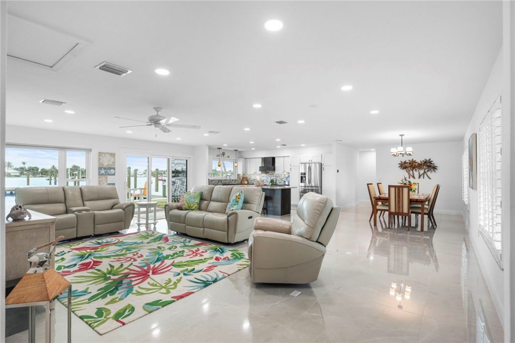 1564 Thumb Point Drive, Fort Pierce, FL 34949 Photo