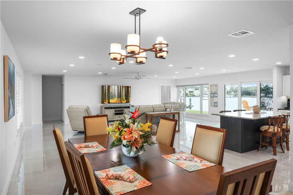 1564 Thumb Point Drive, Fort Pierce, FL 34949 Photo